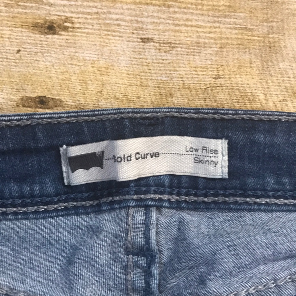 LEVIS JEANS - Picture 4 of 10